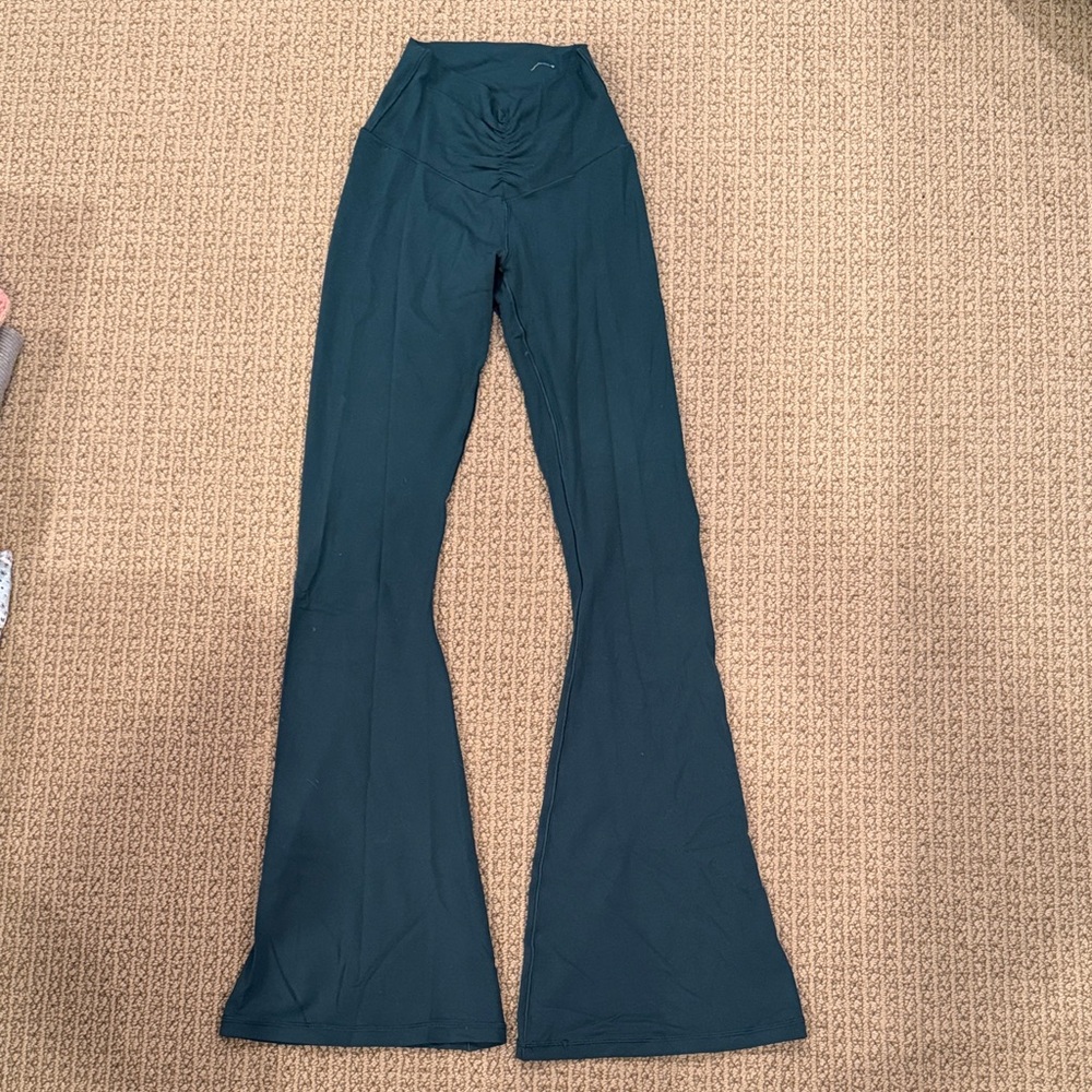 Offline by Aerie Deep Green Ruched Pants